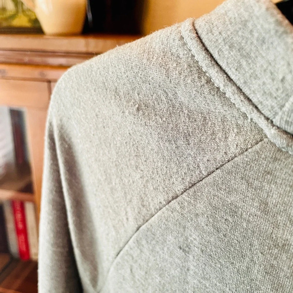 Truly Madly Deeply ruffled cropped sweat shirt long sleeve SZ M gray - Picture 6 of 8